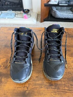 Under Armour Curry 2 Elite Basketball Shoes in Black and Gold